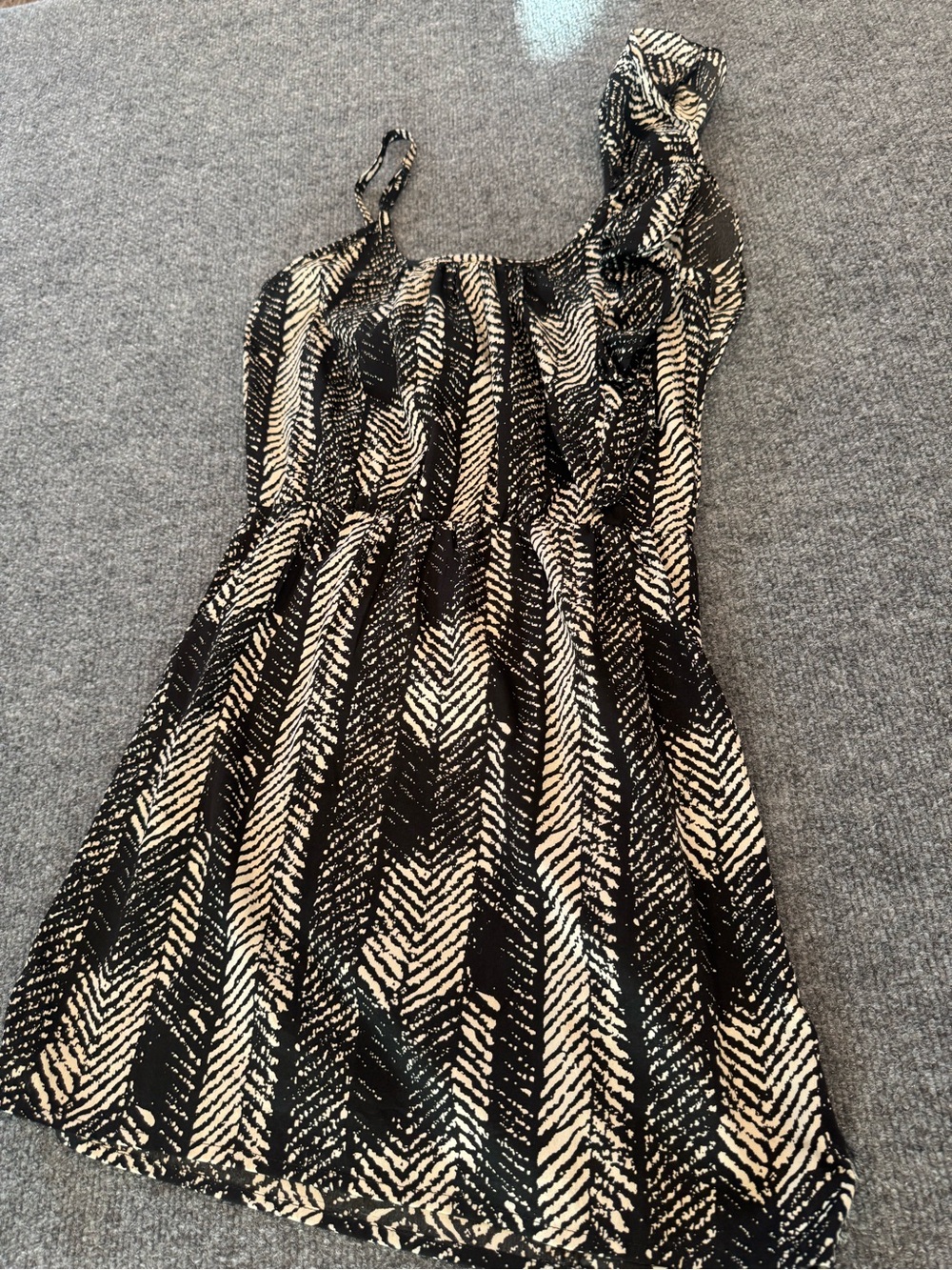 envy One-Shoulder Black and Cream Printed Dress